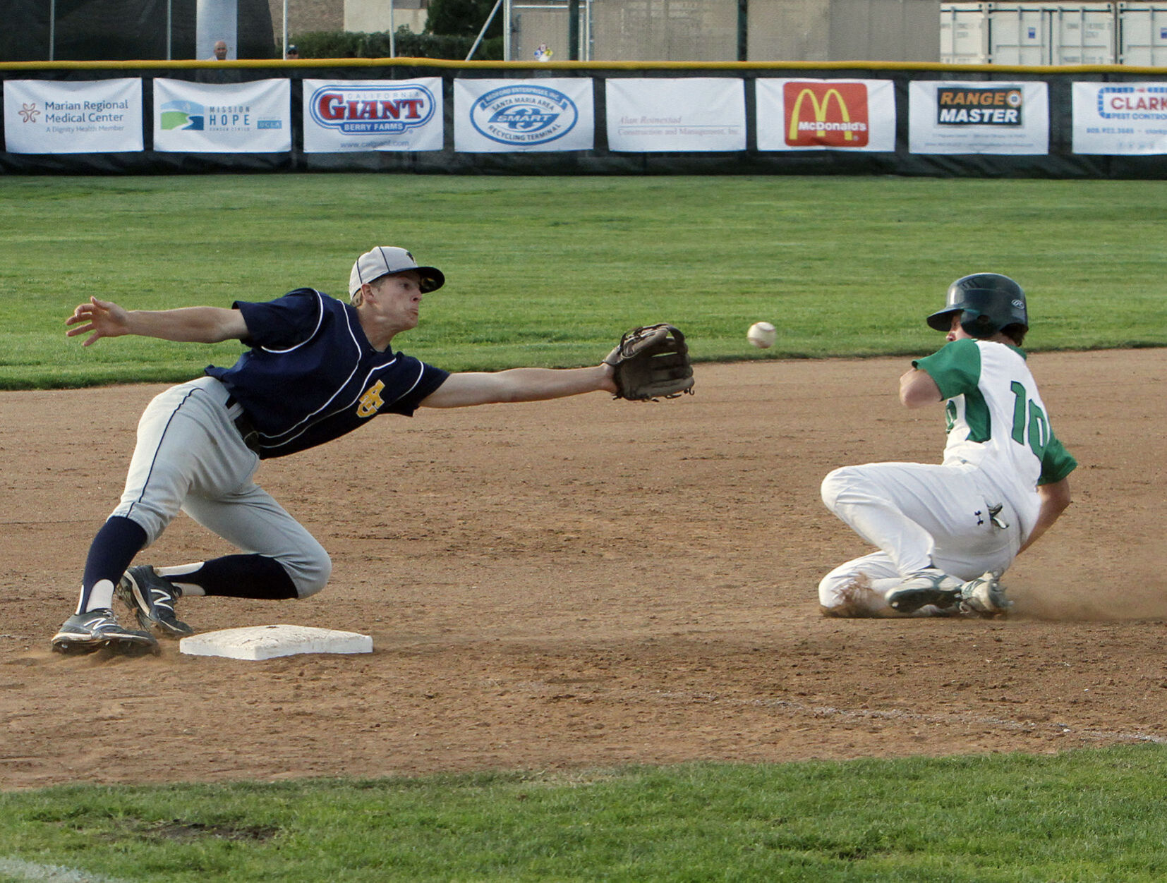 Ryan Teixeira 3